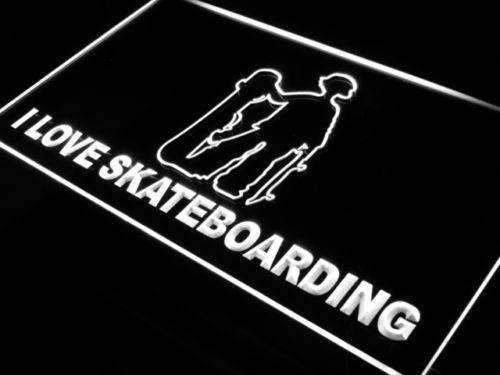 I Love Skateboarding LED Light Sign - LED Gift Works